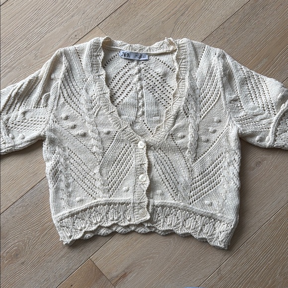 Zara Women's Cream Sweater Cardigan Small - Picture 4 of 6